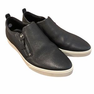 Ecco Fara Black Pebbled Leather Sneakers Slip Ons